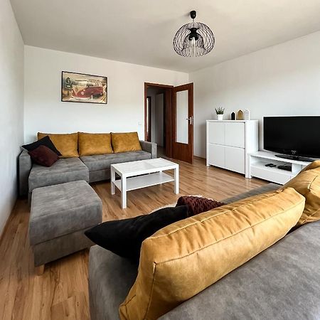 Uroczy Apartament Pod Skarpa Wadowice Kültér fotó