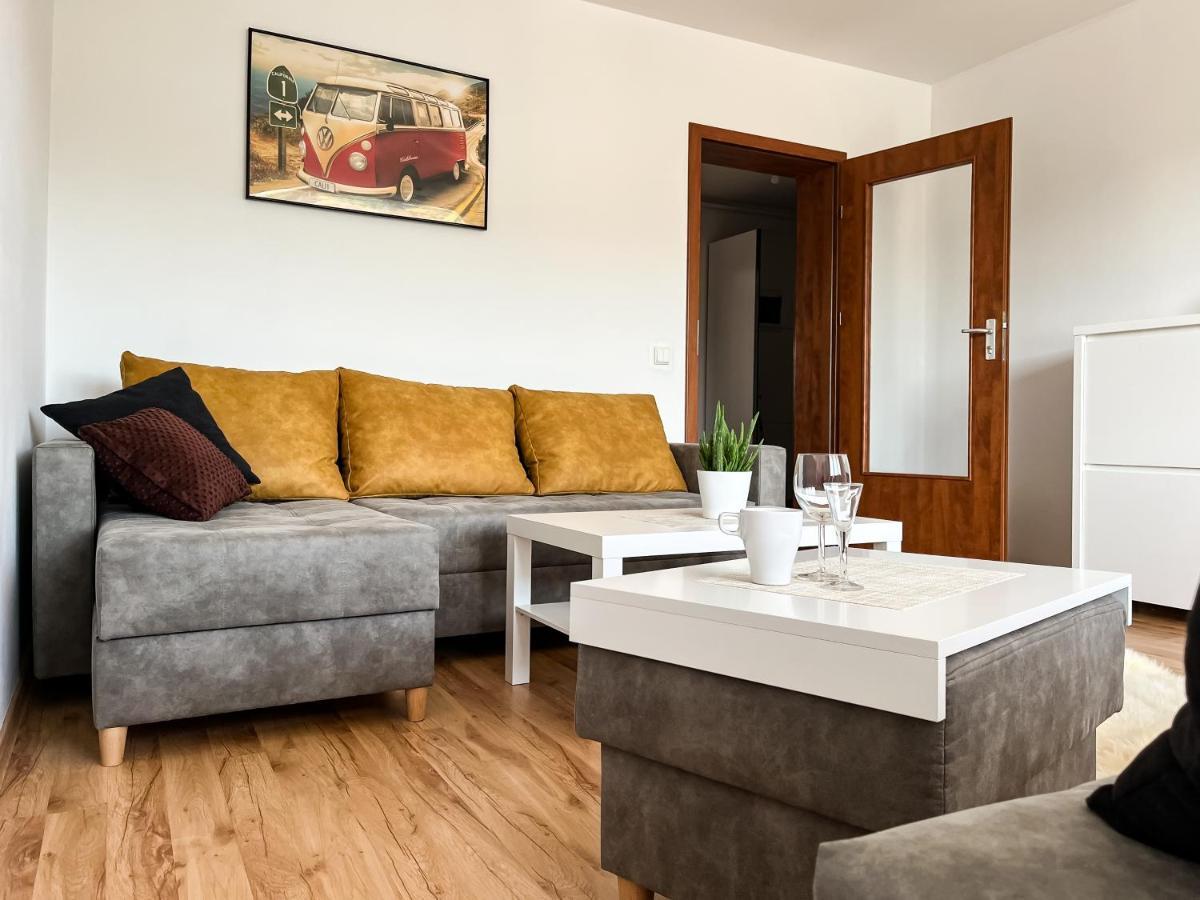 Uroczy Apartament Pod Skarpa Wadowice Kültér fotó