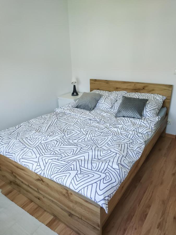 Uroczy Apartament Pod Skarpa Wadowice Kültér fotó